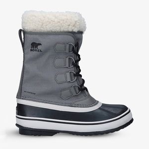 NWT SOREL
Winter Carnival waterproof shell snow boots